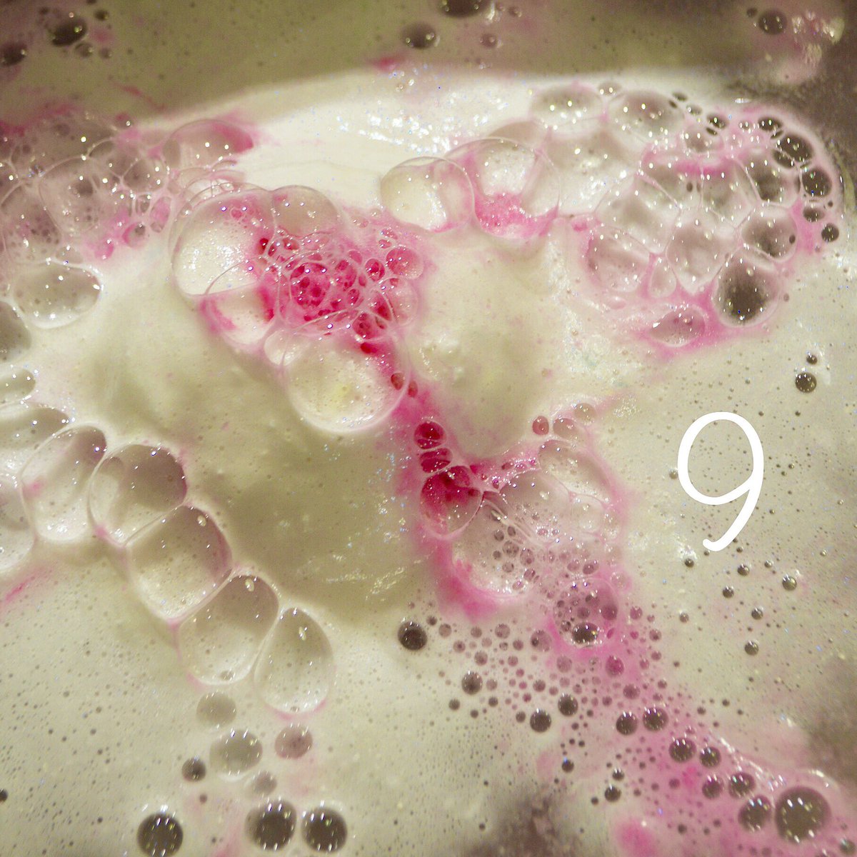 There’s 9 Days until our Christmas and Halloween Launch! Here’s Snow Fairy Jelly Bomb, one of the first Jelly Bombs to hit all stores! ✨