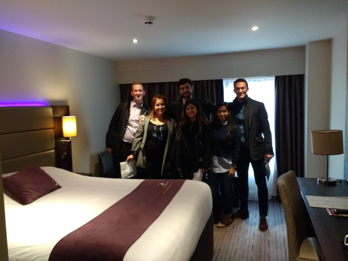 gr8 id4 rooms <a href="/PI_KingsCross/">PI King's Cross</a> thanks! <a href="/StaceyanneBanks/">StaceyAnne</a>  #grandsontour #borntobepurple #grads2017  #aplacemadebyyou @RachelBaints_PI <a href="/SDEBDD/">simon ewins</a>