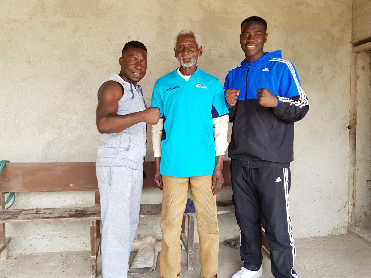 El ultimo esclavo negro quien no se quejo de dar grandes guerras a la vida y nos dejan grandes enseñanzas <a href="/CusmeG/">G.Cusme 🇪🇨 🇬🇧</a> <a href="/cusmecharity/">Cusme Charity</a> <a href="/CUSMEUK/">CUSME UK</a>