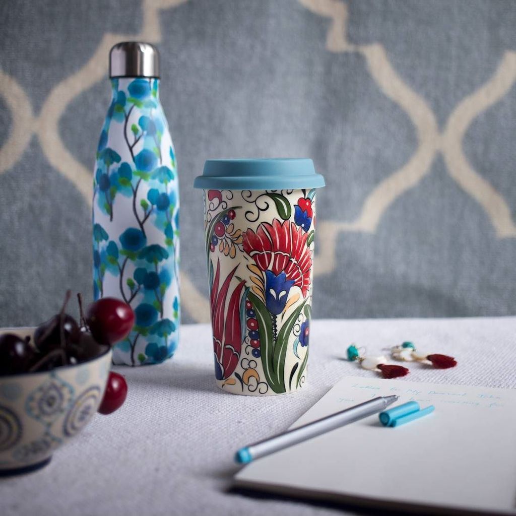 Chumbak's tweet photo. Sip away whether you're at work or play! Click on the link on our Instagram profile for details and to shop
#chumb… https://t.co/z8ss9u1Wok https://t.co/LvraKab0MD