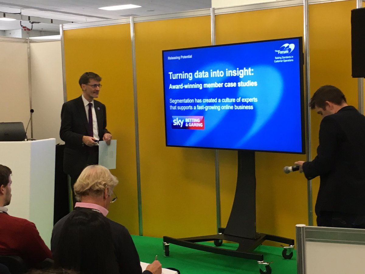 Katherinekp's tweet photo. @ForumOnline #ECE17 Paul Smedley and chris wilkinson share case studies on how to turn data into insight https://t.co/yhUyqDQQG4