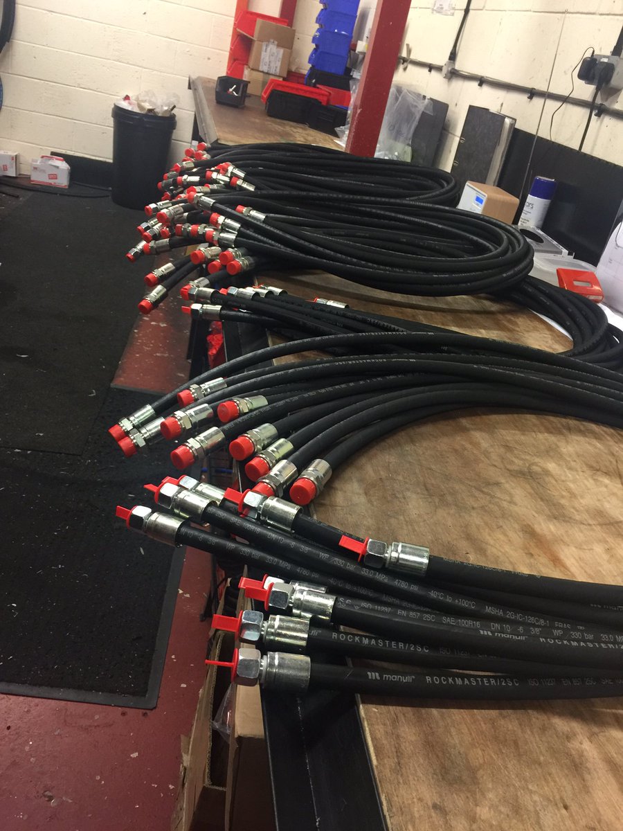 uk_hose's tweet photo. Production is always in full swing! Manuli kits for Volvo! https://t.co/0DxC4x0VpF