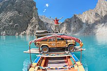 betterpak_92's tweet photo. My Pakistan,Attabad Lake, also known as Gojal Lake, is a lake in Gojal Valley.
#BeautifulPakistan #WorldTourismDay https://t.co/oRiEJVBzeT
