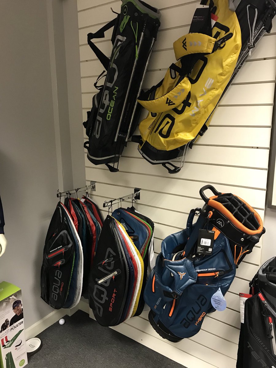 Vonnie1888's tweet photo. @BigMaxGolf 2018 sample bags have landed....the perfect day for Aqua bags too ☔️ #Aqua #fullywaterproof #innovation #always1st https://t.co/rdJ31Hpyny