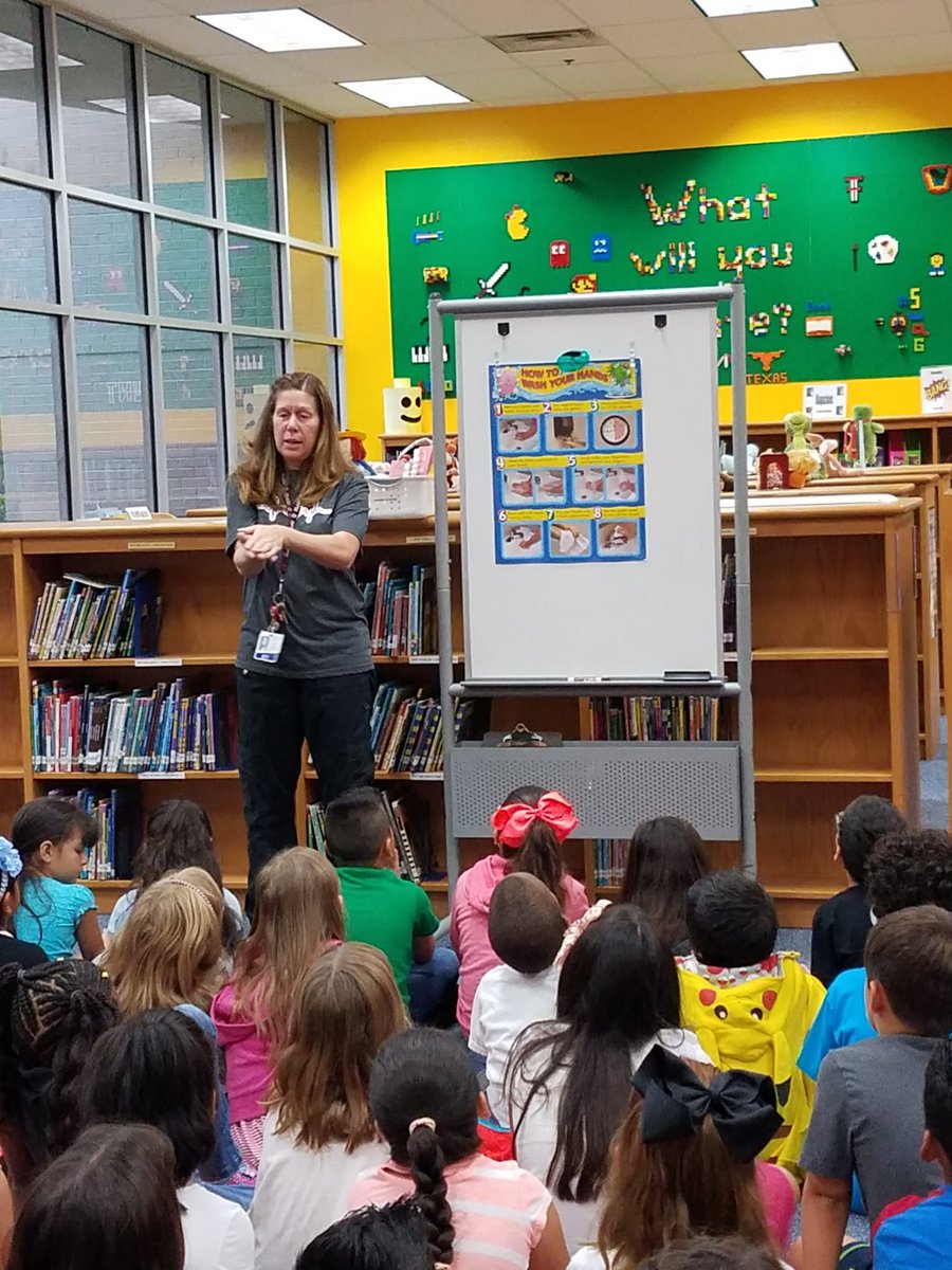 Katie_Foster5's tweet photo. Thank you Nurse Jen for sharing healthy habits with our 2nd graders! #christielearns https://t.co/78jZE8ejT8