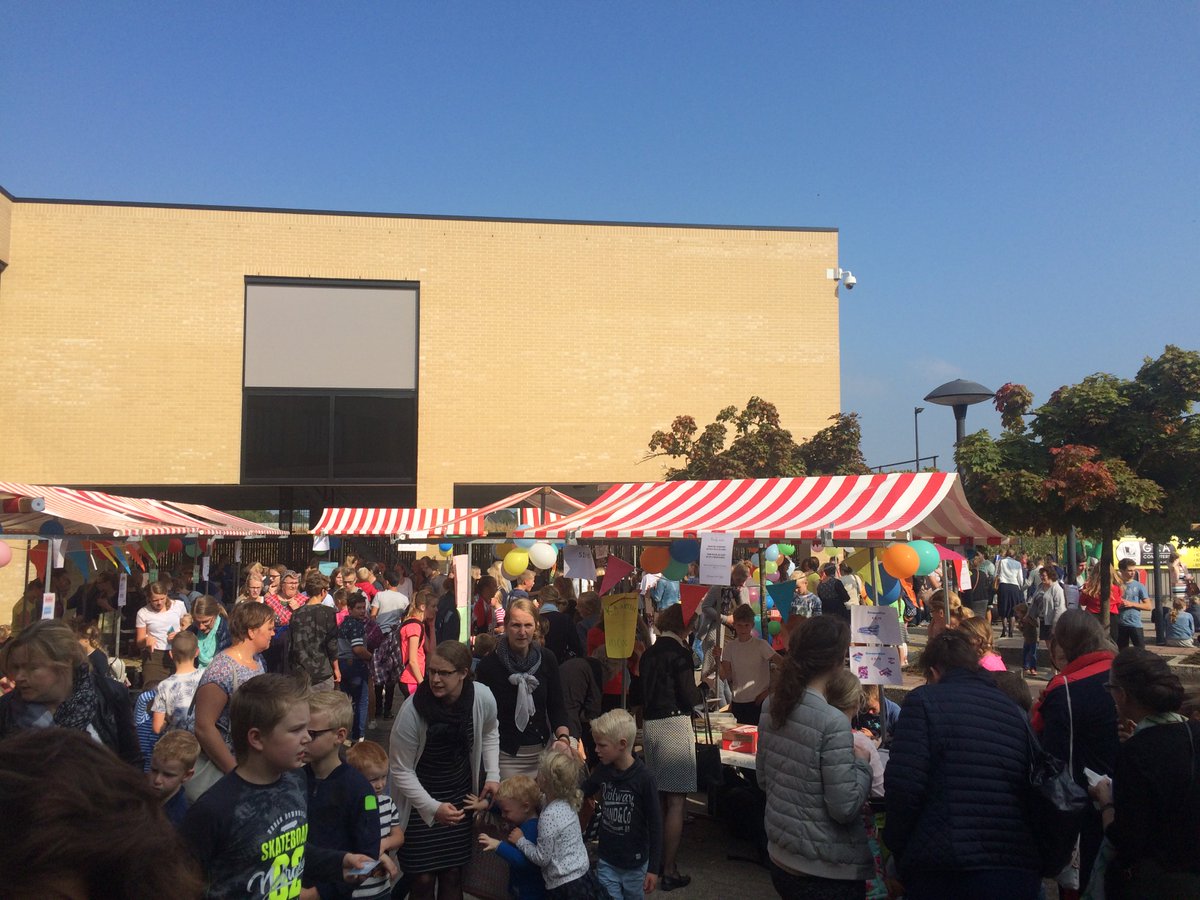 Wat een geweldige actiedag bij <a href="/PieterZandt/">PieterZandt</a> De run, de spinningmarathon, de markt en al die acties er om heen, voor een goed doel. #respect