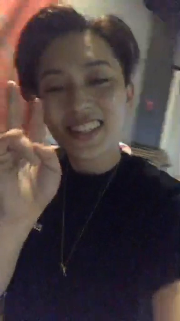 dprlivepics's tweet photo. i love his smile so much https://t.co/SkJu5nw1ES