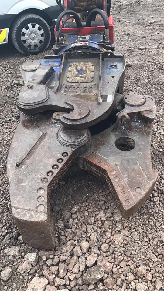**STOLEN EQUIPMENT ALERT**
Please keep a look out for this MK20 processor attachment. 
#Stolen @NFDCglobal
Details: business.facebook.com/photo.php?fbid…