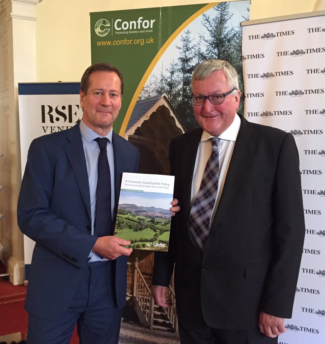 A new Common Countryside Policy - launched by <a href="/forestsandwood/">Confor</a> at their #Trees2Homes conference with @FergusEwingMSP confor.org.uk/media/246687/c…