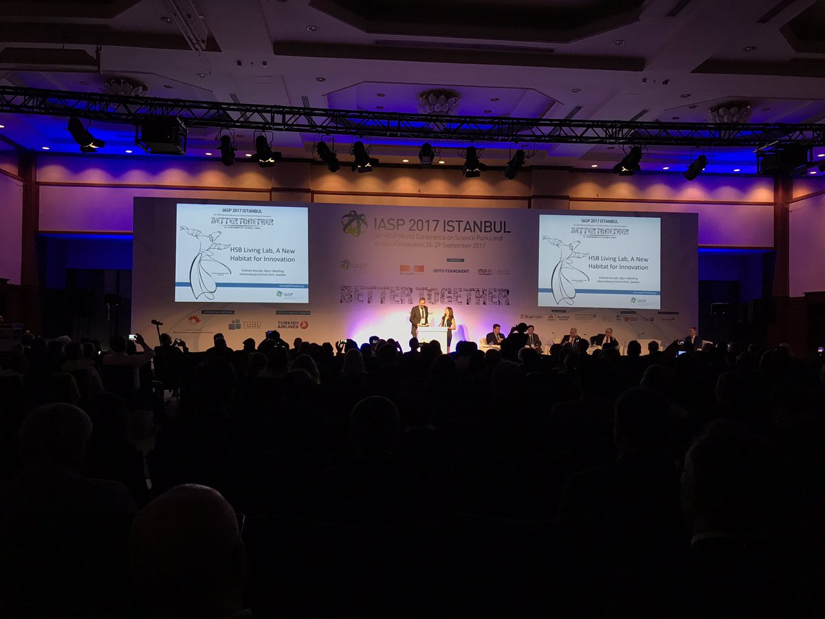 Our coulleages from @JohannebergSP on stage during <a href="/IASPistanbul/">IASP 2017 Istanbul</a> about #HSBLivingLab <a href="/SISP/">SISP</a> #sustainability #urbanlife #sweden #innovateswe