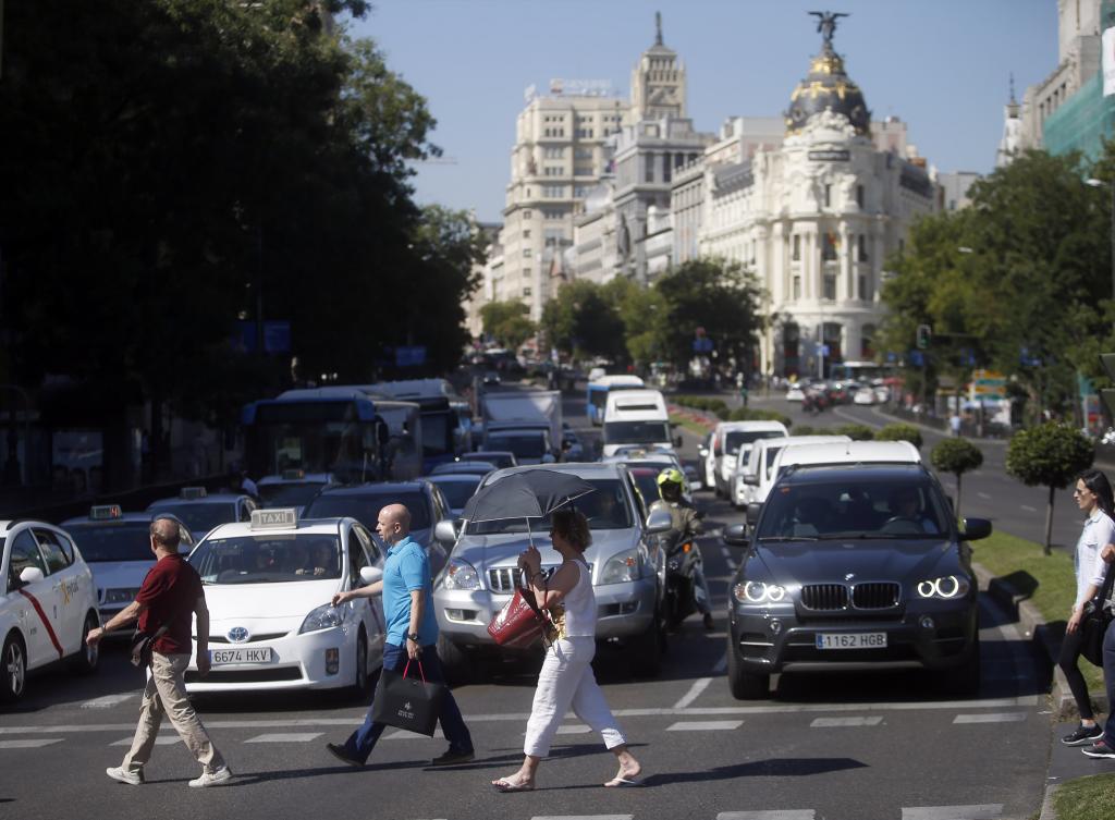 elmundoes's tweet photo. Madrid y Barcelona, entre las 35 ciudades del mundo con mejor tráfico. https://t.co/dY2Lt6uLDj https://t.co/KNeXxgj0G2