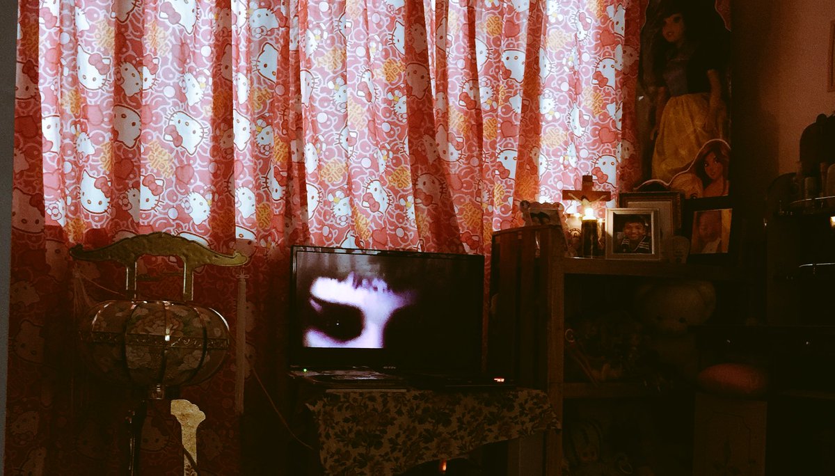 iamjivtots's tweet photo. Quality time with my loves โค๏ธ #watchingmovies #initSaLabas https://t.co/SFvvUx4EQ2