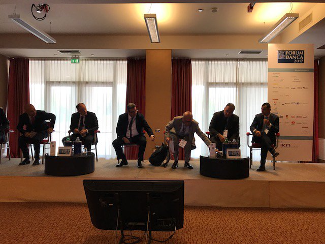 GCI_IT's tweet photo. @intesasanpaolo, @UniCredit_IT sono alcuni dei nomi degli istituti che partecipano al confronto #ForumBanca. Modera @DellEMCItalia https://t.co/Zcx4YY9OUn