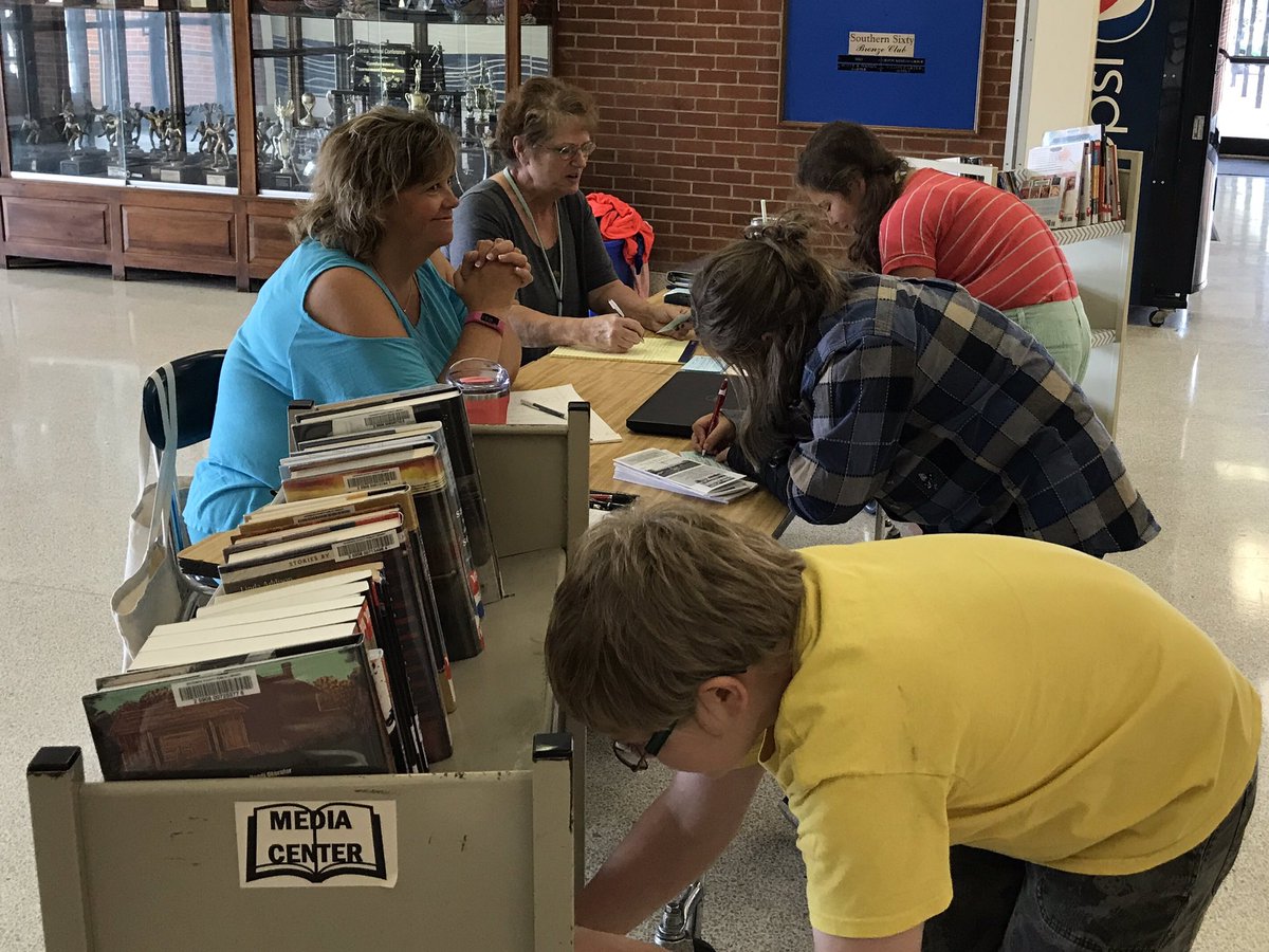 Thank you Denton Public Library for bringing the Bookmobile to <a href="/southdms/">SouthDavidsonMiddle</a>. We're excited to read new books! #SDMS4all #WildcatsRead <a href="/dcsnc/">@DCSNC</a>
