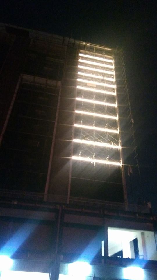 anandkumarlx's tweet photo. Installation of #facadelight  with @ManojkumarNavin @miteshlx @Luxplusdesign ...

At Empire Business Hub,Ahmedabad https://t.co/b2IdycFQkV