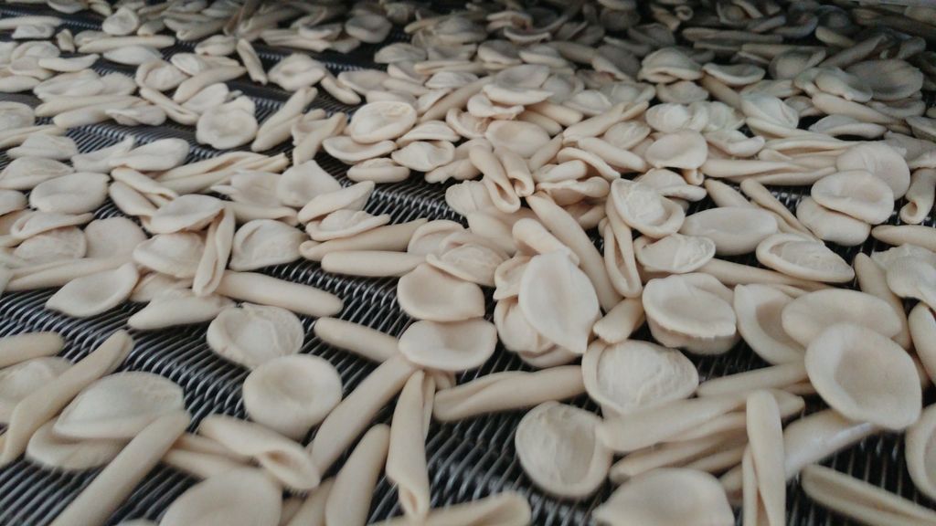 PastificioSuma's tweet photo. Oggi produzione di Maritati con semola "Senatore Cappelli"
#pasta #pastificiosuma #senatorecappelli https://t.co/xMd41NJ9Ci