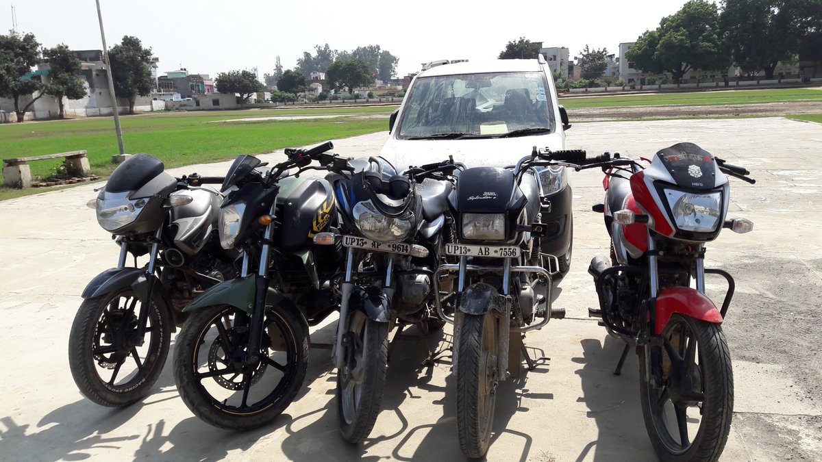 क्राईमब्रांच/अहमदगढ पुलिस टीम द्वारा मुठभेड के उपरान्त अन्तर्जनपदीय गैंग के सरगना रोहित (5000 का इनामी) सहित 06 सदस्य गिरफ्तार <a href="/Uppolice/">UP POLICE</a>