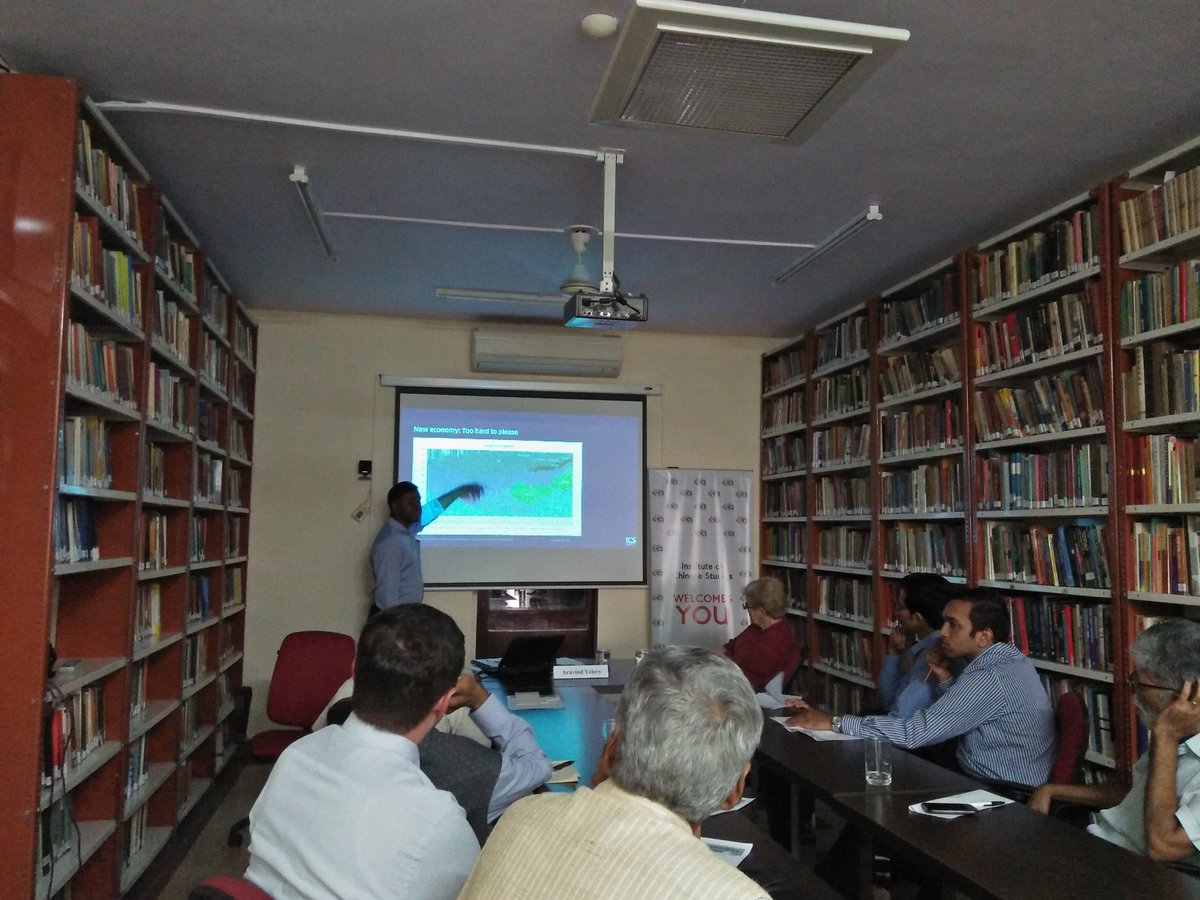 TsheringB's tweet photo. @AravindYelery Speaks now @ics_delhi on - China's Investments in Southeast Asia #ICSWedSem https://t.co/hqET5dyy27