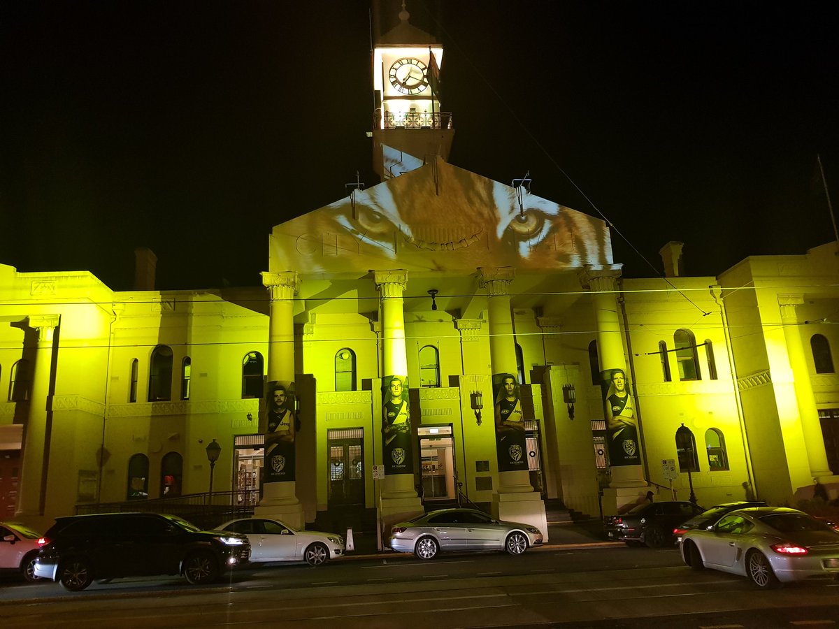 aframepics's tweet photo. Well done @BridgeRdMelb @YarraCouncil for our Tiger lightup of the townhall a great turnout @Richmond_FC @brendongale25 @peggy_haines https://t.co/MZeYXcz5Tp