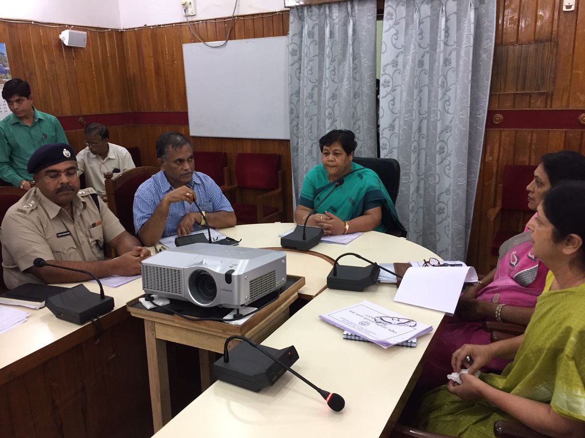 ncsthq's tweet photo. After hearing the problems of the tribes, the district administration's collector and senior officials were discussed in the meeting https://t.co/HfviwrskuX