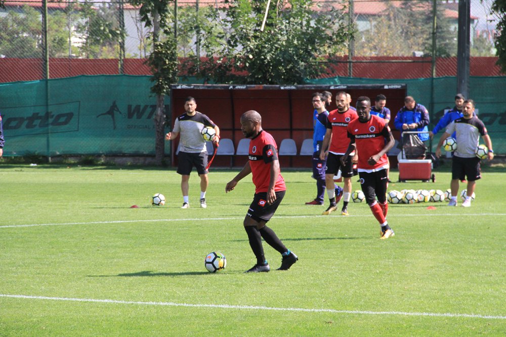 kirmizikara's tweet photo. Antrenman Günlüğü (27.09.2017)
https://t.co/RIHSIrMU6a https://t.co/oK6hUpa5KJ
