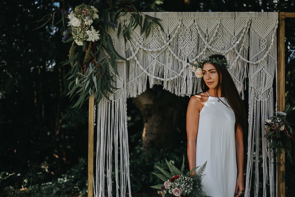 lovedupnorth's tweet photo. Fans of boho styling are going to be all heart eyes over this dreamy styled shoot: https://t.co/feNX5KCzQO Pics @Bobtale_Photo https://t.co/5rhwZVdr8o