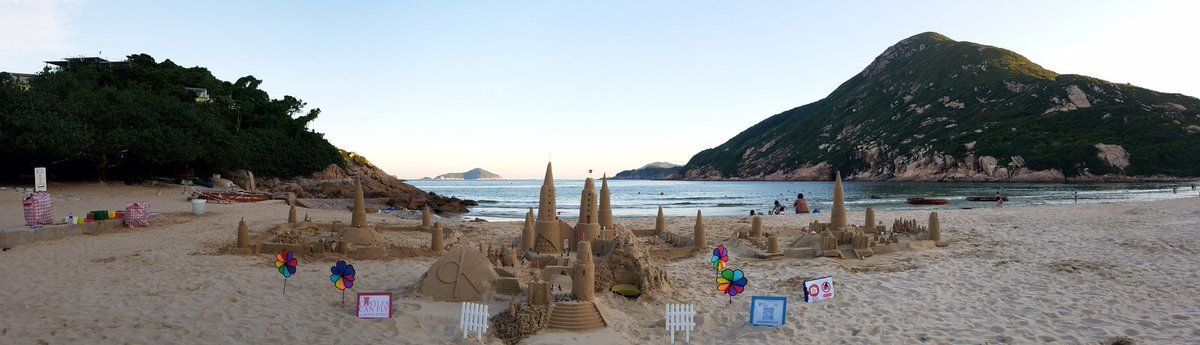Letjeti's tweet photo. Building sand castles &amp; team spirit at Shek O beach in Hong Kong

#CastlesCanFlyHK #CCFHK  #sandcastles #CorporateTraining #ShekO #HongKong https://t.co/MS5hneGHuk