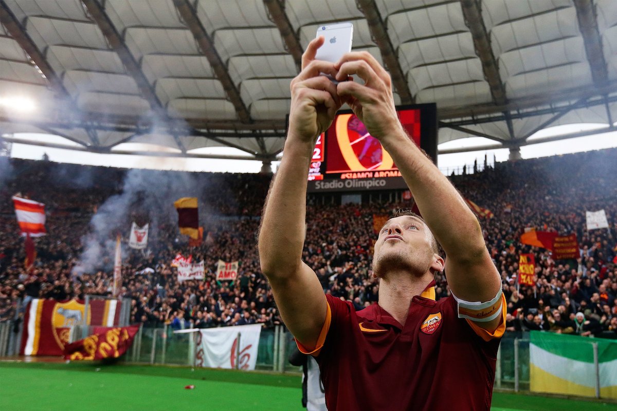 Happy 41st birthday Francesco Totti!  Games: 786  Goals: 307

The Emperor of Rome   