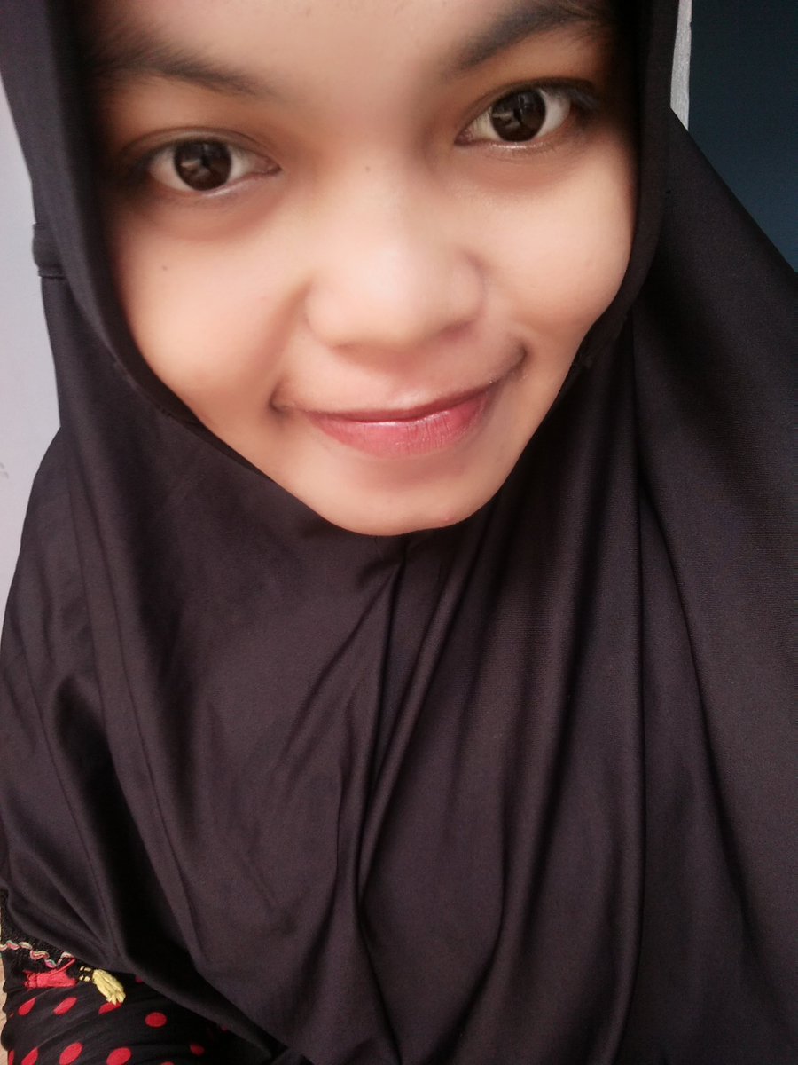 NurilLingling's tweet photo. Abaikan Jerawat Kangennya😀😀 https://t.co/v0tfAQJOuv
