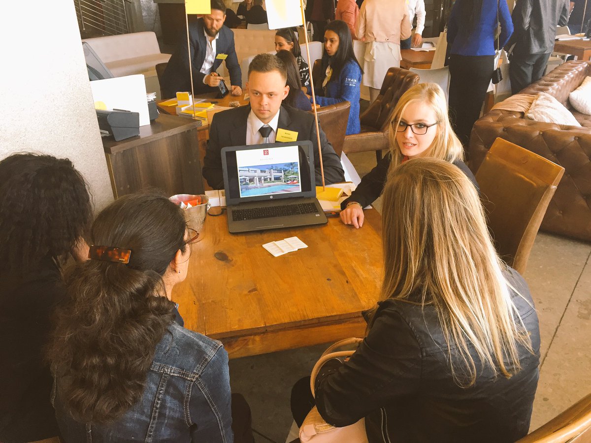 Zebra360Online's tweet photo. The awesome team at @TheResidenceRSA adding some #Jozi spirit to the chilled #CapeTown vibe. @insp_places @ShimmyBeach #MiniIndaba https://t.co/5RFQqSv5ex