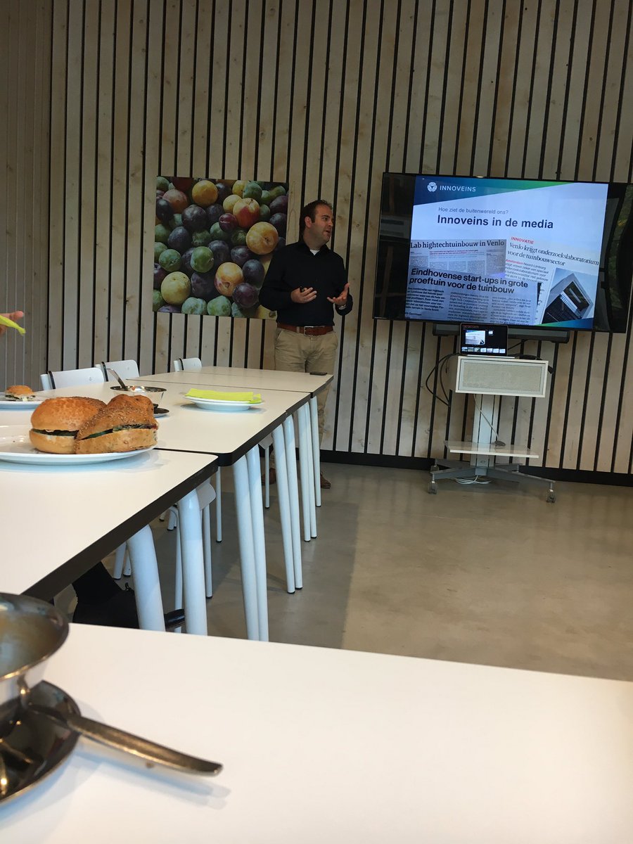 raynolet's tweet image. Innoveins wie zijn ze wat willen ze zijn, intro van B Verlegh. #innoveins # brightlandscampusgreenportvenl