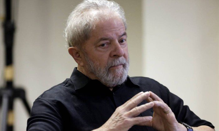 Além de problema com recibos, defesa de Lula deixa de entregar 33 comprovantes de aluguel glo.bo/2ysvhB8