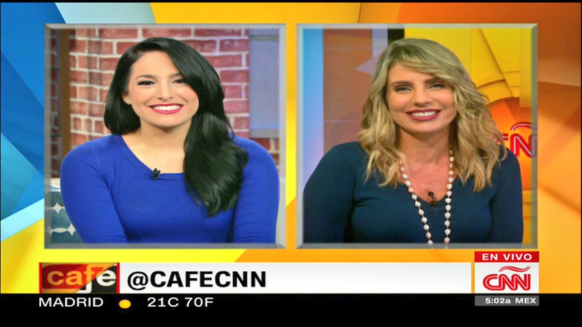 alejandraoraa's tweet photo. Aquí estamos, @requenacnn y yo pretendiendo que no tenemos sueño 🙄 ¡Buenos días! ¿Cómo va su mañana? Ya en vivo por @CNNEE https://t.co/tKO7N3VrbA