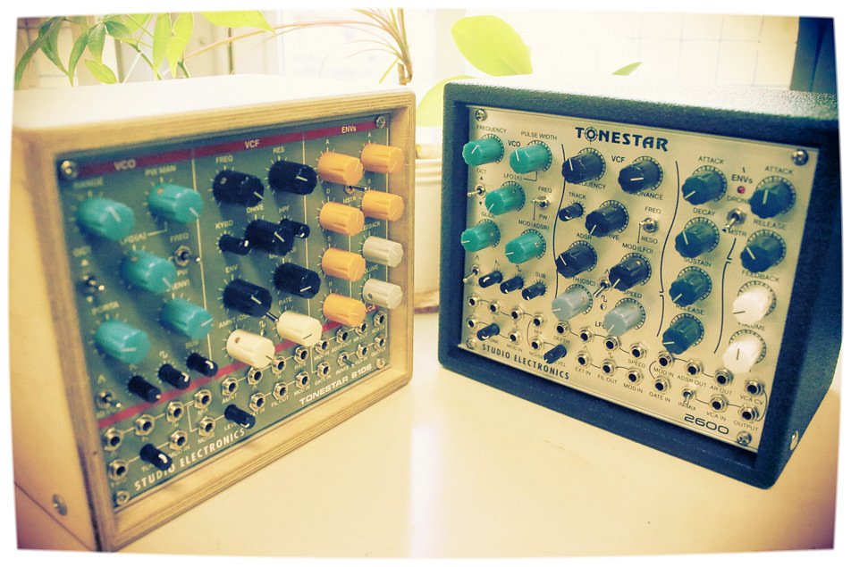 fukusan's tweet image. #StudioElectronics #TONESTAR2600 #TONESTAR8106 #ARP2600 #Roland #JUNO106 #Modular #Synthesizer #Doepfer #MiniCase #eurorack
