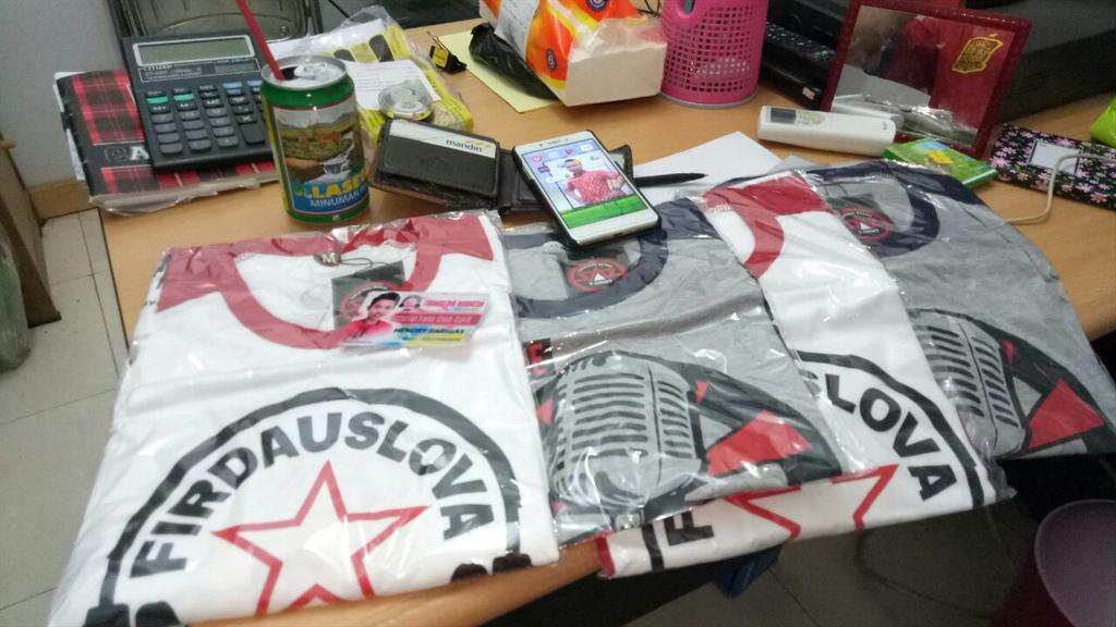 Siap2 mnuju konser <a href="/ArdyClluCtia/">Ardy Cllu Ctia</a> <a href="/YadiMita/">Mita Yadi</a> <a href="/DA4_Firdaus21/">Firdaus D'Academy 4</a> <a href="/Nailaputrirama5/">Duoputri</a>  <a href="/chan_zulfan/">Arifin_Zulfan</a>

#FirdausShowDikecDasuk