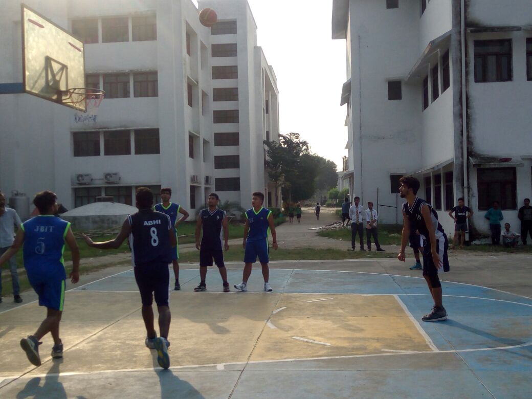 Shivalik_Colleg's tweet photo. Congratulations Basketball Team of Shivalik College of Engineering for Winning UTU Basketball Tournament. https://t.co/ii0Kzfto9Z