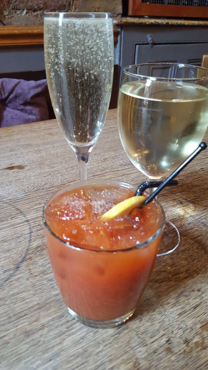 Super yummy #lunchdeal !Even better evening offer if 2 courses for 12.85 !😱😊 <a href="/NappyValleyNet/">NappyValleyNet</a> <a href="/LoveBattersea1/">Love Battersea 🇺🇦</a> <a href="/JiveBattersea/">Jive Battersea</a> <a href="/timeandleisure/">Time & Leisure magazine</a>