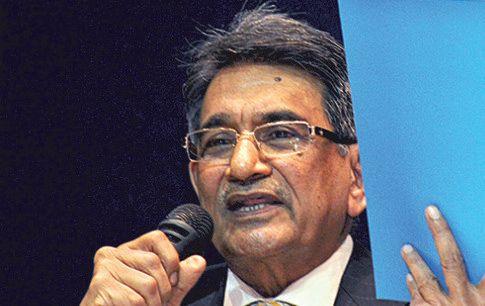 businessline's tweet photo. #Lodhapanel not to entertain plea unless referred by court: #SC #BCCI #Cricket https://t.co/uTdf9jJUOQ https://t.co/69GhnTFqUl