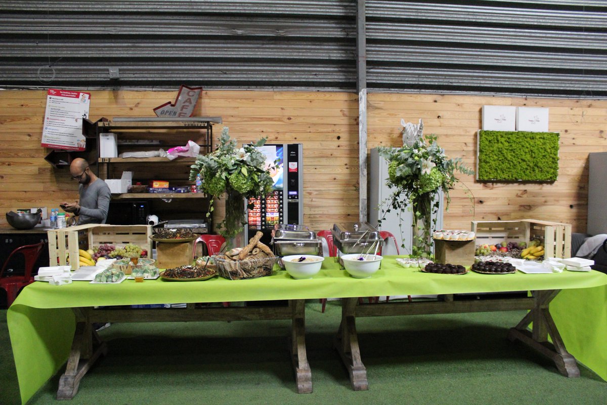 Ce midi c'était déjeuner Bio dans nos locaux ! 😍🤤
#bio #justeatemps #ilovemyjob