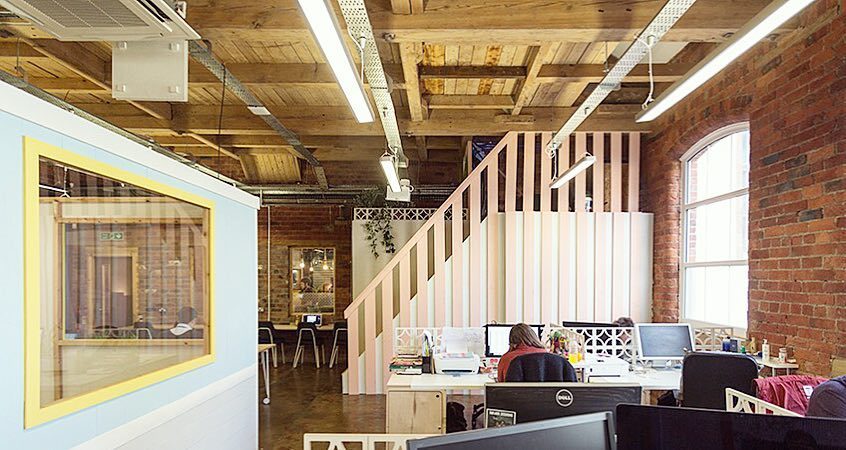 Dukestudioleeds's tweet image. Workspace joys. Desks. Coworking and Studios.
.
Here at Duke we have a range of workspaces. Each and every one alw… ift.tt/2xKGhwP