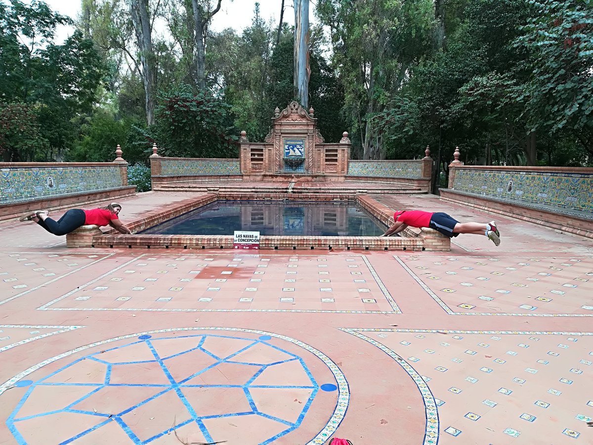 BelenMaVM's tweet photo. Al agua pato #Sevillaesprovincia #Gymkhanafotográfica #PlazaDeEspaña @Sevilla_Turismo #HermanosAlvarezQuintero #LasNavasDeLaConcepcion https://t.co/SnWVL2qMut