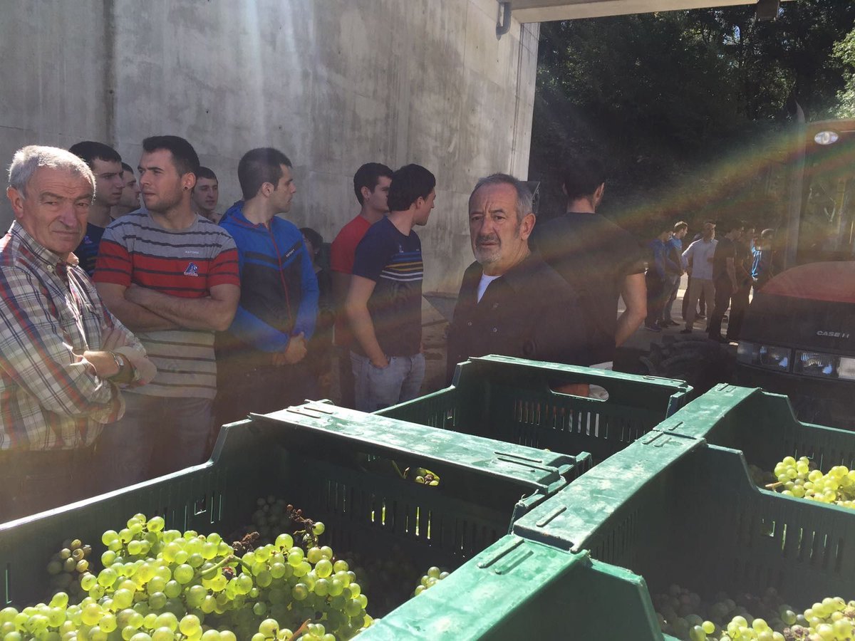 Hoy visitamos la <a href="/bodegaK5/">K5</a> tras haber ganado el Desafío del Txakolí KPilota de @kArguinano en la Feria de Donostia