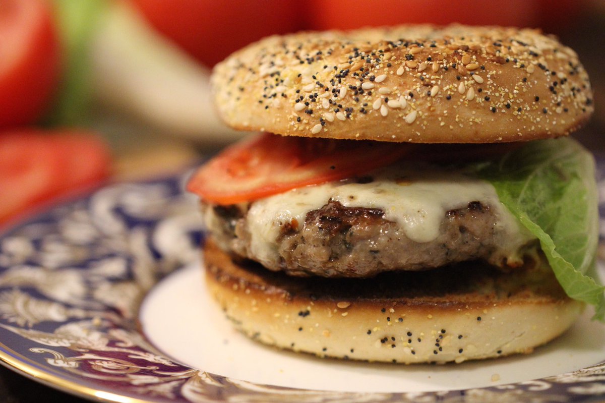 isolatediguana's tweet photo. @hinckleymeats Wild Boar Breakfast Sausage on an everything bagel. #MeatCSA #Breakfast #EatTheInvaders https://t.co/SkQVyPUqTp