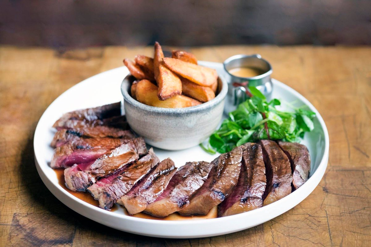Plan #Datenight at Porter tonight with a 16oz Sharing Rump Steak for 2 w beef dripping chips, a side &amp; 1/2 litre of house wine for only £40.