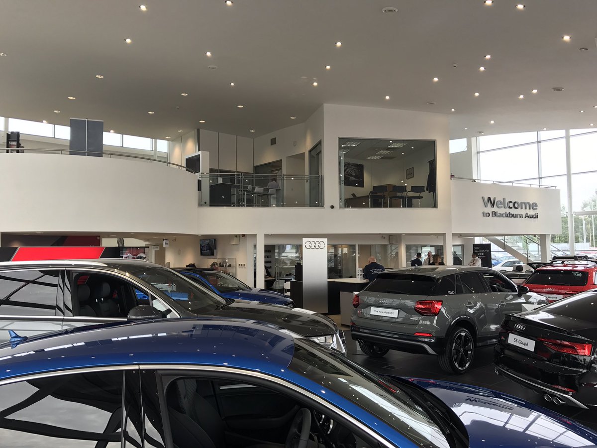 ClareCorporate's tweet photo. Dropped off some corporate suits at the magnificent @BlackburnAudi this morning 👔🚙 https://t.co/krSn0eP4eH