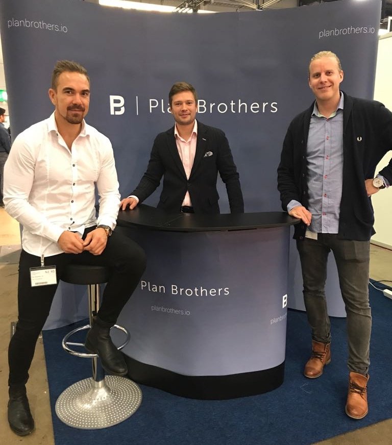 FalconyHQ's tweet photo. Plan Brothers paikalla #FinnSec-messujen osastolla 6b18. Iso kiitos kaikille vierailijoille mielenkiintoisista keskusteluista. #checktech https://t.co/i3dEFvRBb0