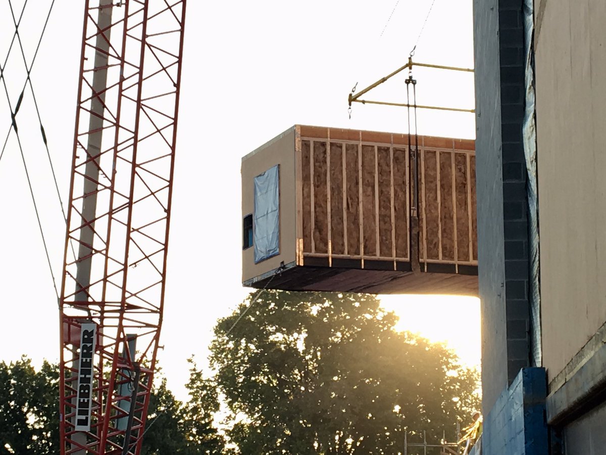GregFischerLou's tweet photo. Check out stacking process @ACHotels in Nulu. Rooms are build off site &amp; stacked on top of each other saving time. Hotel opening this Spring https://t.co/pGi7fEao2I