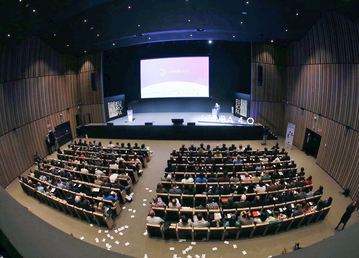 Eskerrik asko #araba40-ra hurbildu sareten guztioi. Gracias a todos y todas las que habéis asistido y participado esta mañana en #araba40