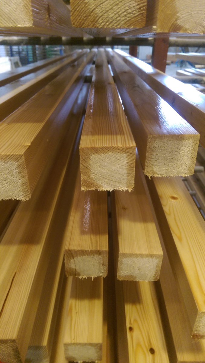 Clear exterior oil applied on to larch. Customer wanting natural as possible 😉. 3 coats soaking right in to timber ✔