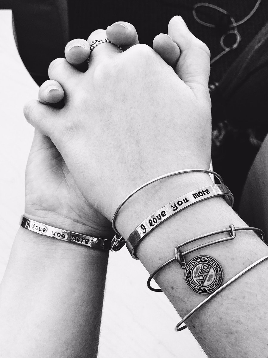 kmichelle33's tweet photo. I got your back. You got mine. love you more❤️ #justkablethings #sistasista https://t.co/YzCA6sgkvD